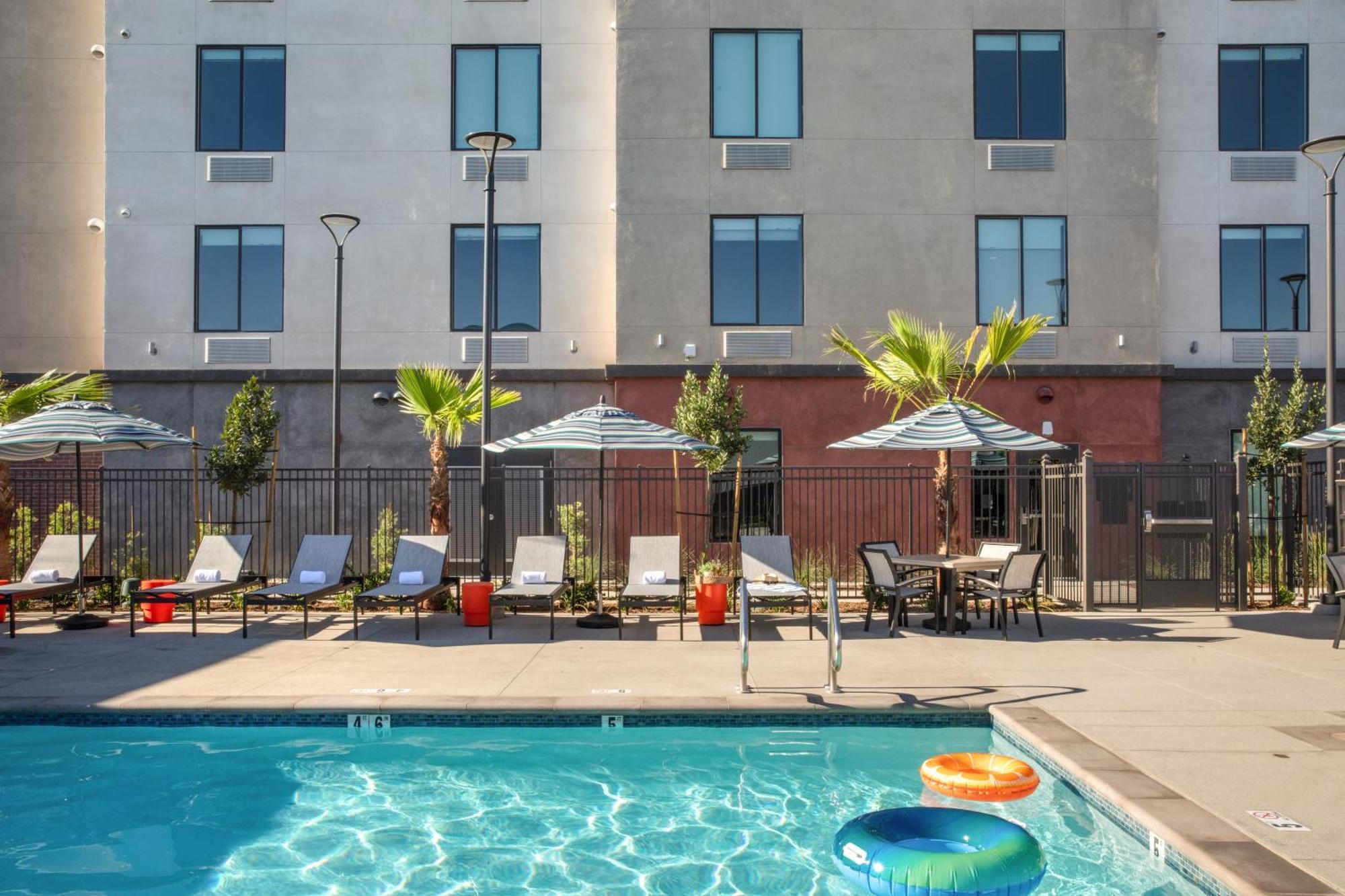 Ayres Hotel Rialto Fontana 외부 사진